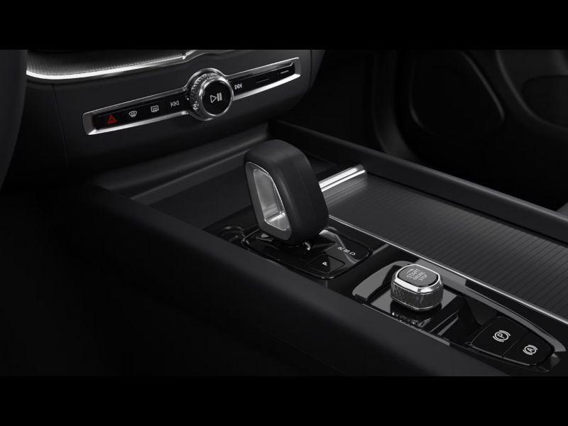 GuidiCar - VOLVO XC60 1 XC60 Core B5 AWD AUT Nuovo