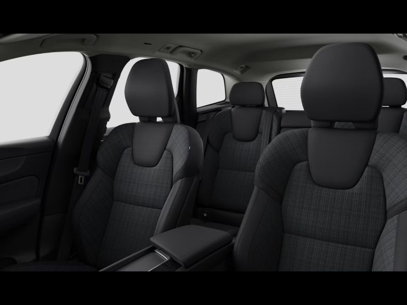 GuidiCar - VOLVO XC60 1 XC60 Core B5 AWD AUT Nuovo