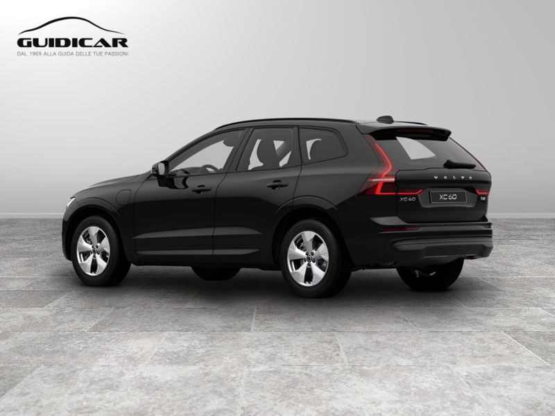 GuidiCar - VOLVO XC60 1 XC60 Core B5 AWD AUT Nuovo