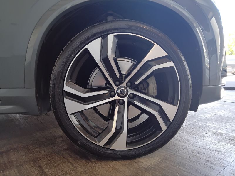 GuidiCar - VOLVO XC90 2020 XC90 2.0 b5 R-design awd geartronic my20 Usato