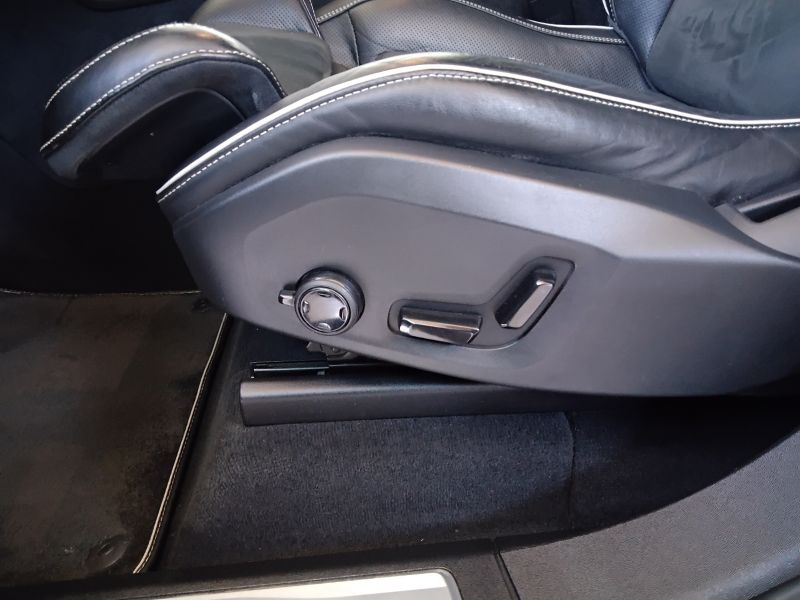 GuidiCar - VOLVO XC90 2020 XC90 2.0 b5 R-design awd geartronic my20 Usato