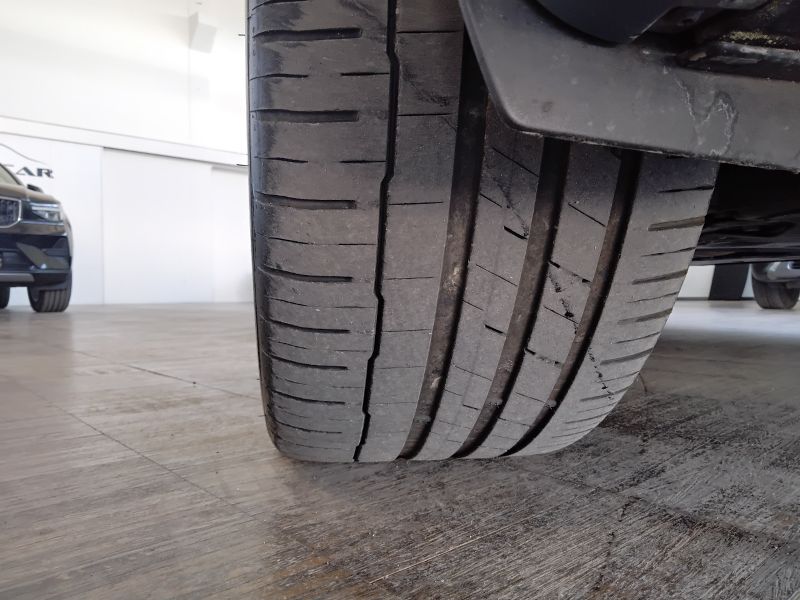 GuidiCar - VOLVO XC90 2020 XC90 2.0 b5 R-design awd geartronic my20 Usato