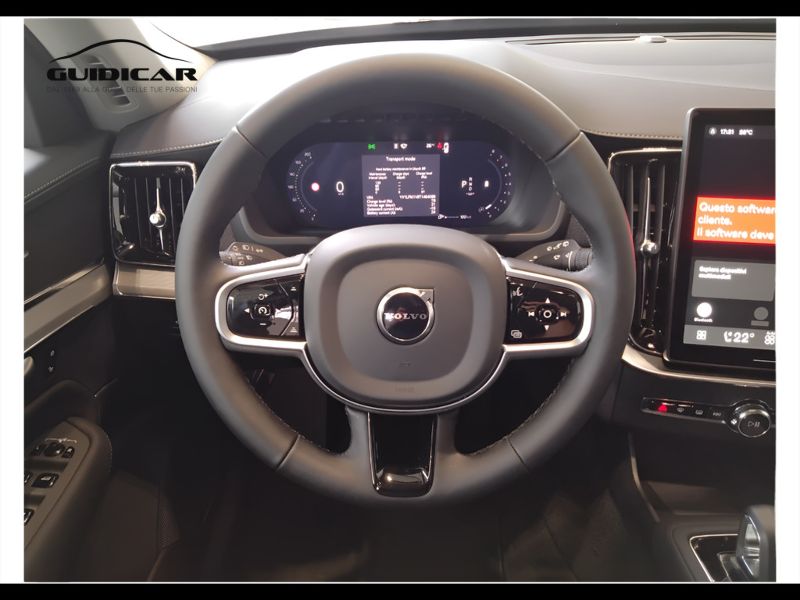 GuidiCar - VOLVO XC90 1 XC90 2.0 b5 Core awd 7p.ti auto Nuovo