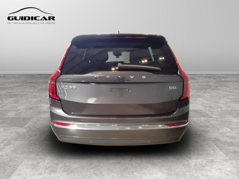 GuidiCar - VOLVO XC90 1 XC90 2.0 b5 Core awd 7p.ti auto Nuovo