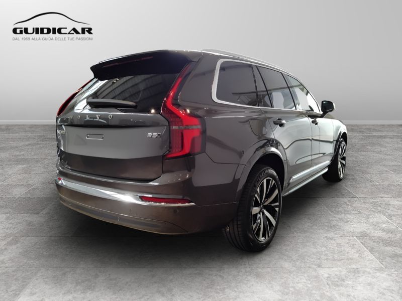 GuidiCar - VOLVO XC90 1 XC90 2.0 b5 Core awd 7p.ti auto Nuovo