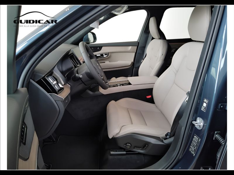 GuidiCar - VOLVO XC90 1 XC90 2.0 b5 Ultra Bright awd 7p.ti auto Nuovo