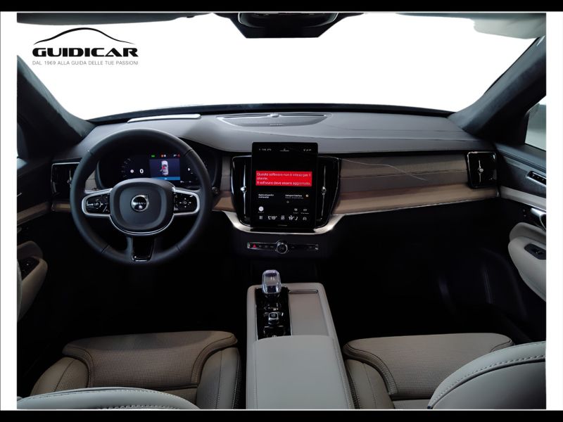 GuidiCar - VOLVO XC90 1 XC90 2.0 b5 Ultra Bright awd 7p.ti auto Nuovo