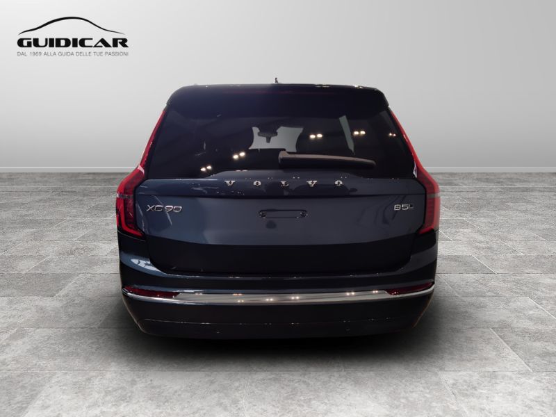 GuidiCar - VOLVO XC90 1 XC90 2.0 b5 Ultra Bright awd 7p.ti auto Nuovo