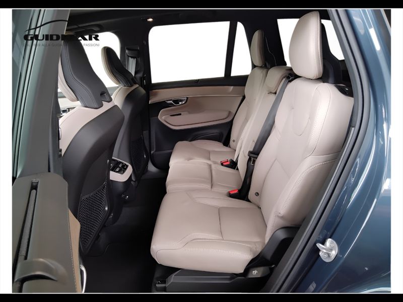 GuidiCar - VOLVO XC90 1 XC90 2.0 b5 Ultra Bright awd 7p.ti auto Nuovo